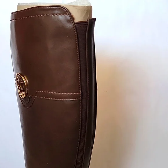 Wide Calf Tommy Hilfiger Boots - Picture 4 of 4